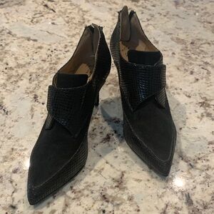 Banana Republic Black Textured Heels